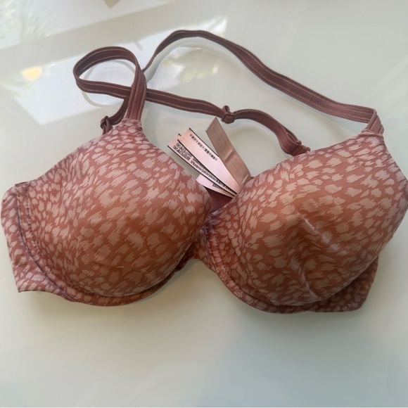 Victorias Secret 32 D Bra Bundle ✨ All in excellent condition! - Picture 6 of 9